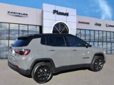 Used 2024 Jeep Compass Latitude w/ Altitude Special Edition image 2