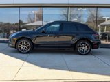 Certified 2024 Porsche Macan image 2