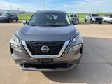 Used 2022 Nissan Rogue SV w/ SV Premium Package image 2