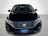 Certified 2021 Volkswagen Passat 2.0T SE image 3