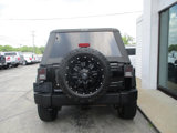 Used 2011 Jeep Wrangler Unlimited Rubicon w/ Connectivity Group image 6