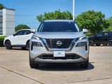 Used 2023 Nissan Rogue SV image 2