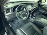 Used 2015 Toyota Highlander XLE image 4