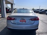 Used 2017 Chevrolet Malibu LT image 4
