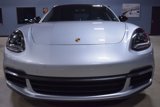 Used 2018 Porsche Panamera 4 image 5