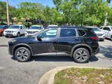 Used 2023 Nissan Rogue SV image 3
