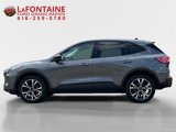 Used 2022 Ford Escape SE w/ SE Sport Appearance Package image 4