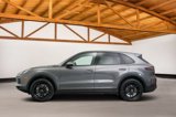 Used 2021 Porsche Cayenne image 2