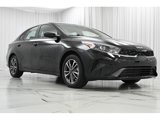 Used 2022 Kia Forte LXS image 2