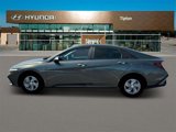 New 2025 Hyundai Elantra SE image 3