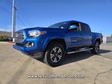 Used 2016 Toyota Tacoma TRD Sport image 2