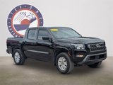 Used 2022 Nissan Frontier SV image 2