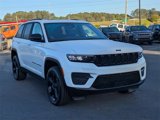 New 2025 Jeep Grand Cherokee Altitude image 3