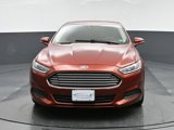 Used 2014 Ford Fusion SE image 2