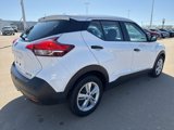 Used 2020 Nissan Kicks S image 3