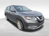 Used 2017 Nissan Rogue SV image 3