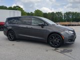 Used 2020 Chrysler Pacifica Touring w/ S Appearance Package image 2