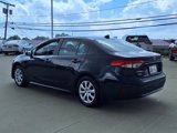 Used 2022 Toyota Corolla LE image 4