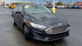 Used 2020 Ford Fusion SE image 2