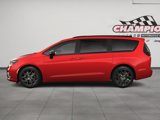 New 2025 Chrysler Pacifica Limited image 3