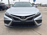 Used 2023 Toyota Camry SE image 2