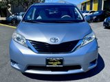 Used 2013 Toyota Sienna LE image 2