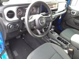 New 2025 Jeep Gladiator Sport image 4