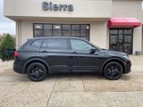 New 2024 Volkswagen Tiguan SE R-Line image 4