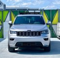 Used 2021 Jeep Grand Cherokee Laredo X image 2