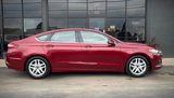 Used 2014 Ford Fusion SE image 2