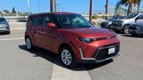 Used 2023 Kia Soul LX image 2
