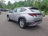 New 2025 Hyundai Tucson SE image 3