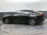Used 2023 Kia Forte LXS w/ LXS Technology Package image 5