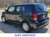 Used 2015 Scion xB image 4