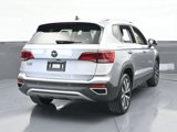 Used 2022 Volkswagen Taos SE image 5