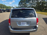 Used 2020 Dodge Grand Caravan SXT image 5
