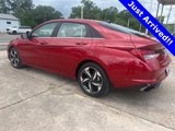 Used 2022 Hyundai Elantra SEL w/ Convenience + Premium Package image 2