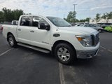 Used 2017 Nissan Titan SV image 2