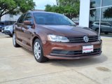 Used 2017 Volkswagen Jetta S image 2