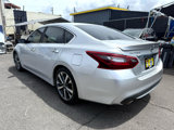 Used 2017 Nissan Altima 3.5 SR image 2