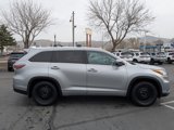 Used 2016 Toyota Highlander XLE image 2