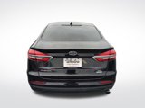 Used 2020 Ford Fusion SE image 5