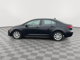 Used 2023 Toyota Corolla LE image 5