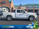 Used 2023 Nissan Frontier SV w/ Technology Package image 4