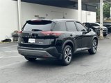 Used 2023 Nissan Rogue SV image 5