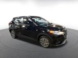 Used 2024 Nissan Kicks SV image 2