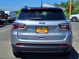 Certified 2022 Jeep Compass Limited image 4