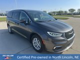Used 2023 Chrysler Pacifica Touring-L image 6