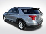 Certified 2021 Ford Explorer XLT w/ Equipment Group 202A image 4