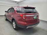 Used 2017 Ford Explorer XLT image 5
